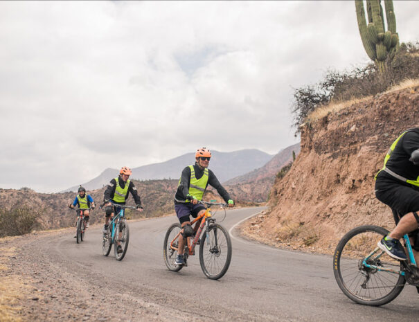 Descenso en Mountain Bike en Cuesta del Obispo