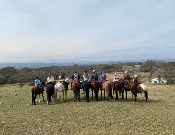 Cabalgata a las lomas desde San Lorenzo